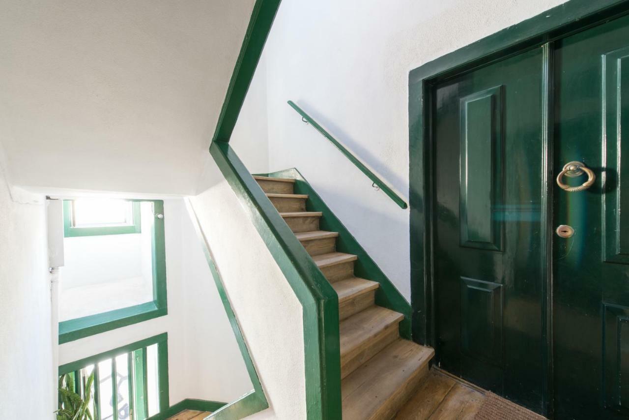 Cozy Apartment In Historic Center Lisbon Luaran gambar