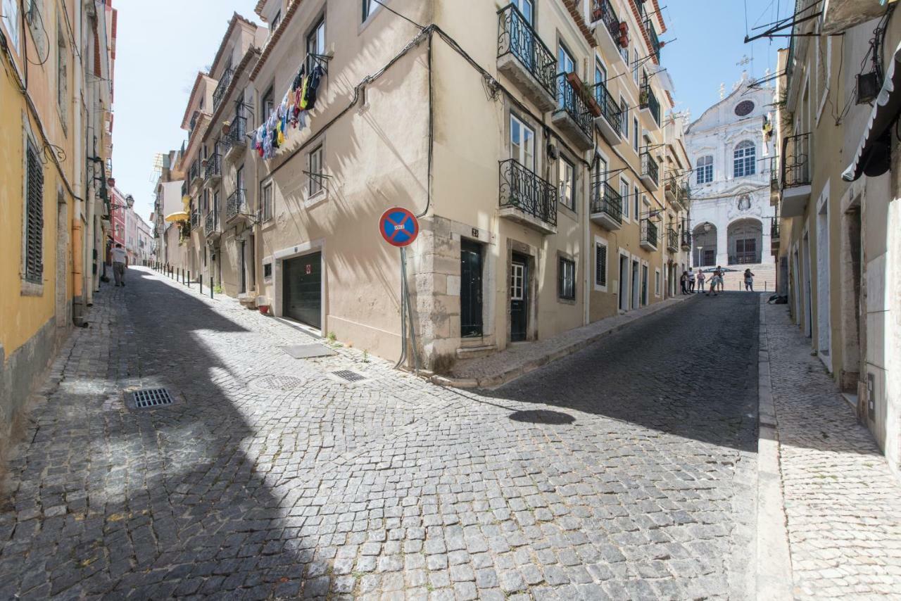Cozy Apartment In Historic Center Lisbon Luaran gambar