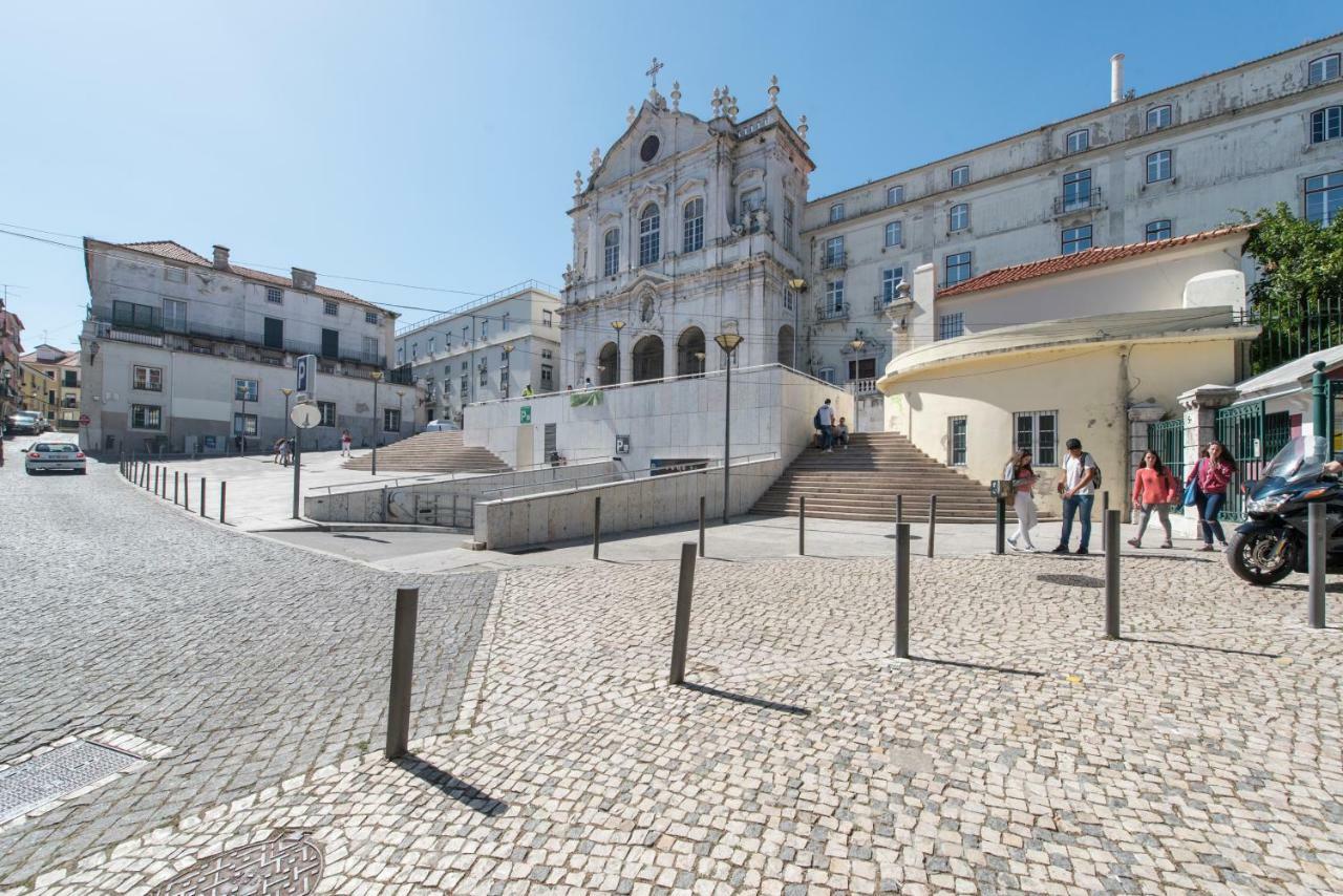 Cozy Apartment In Historic Center Lisbon Luaran gambar