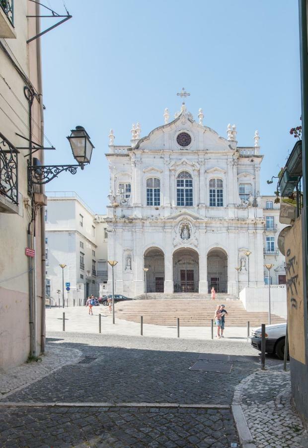 Cozy Apartment In Historic Center Lisbon Luaran gambar