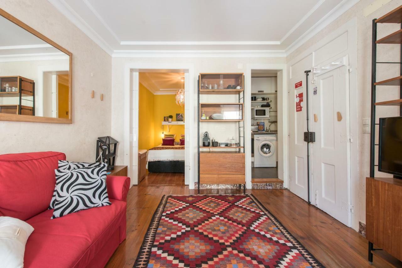 Cozy Apartment In Historic Center Lisbon Luaran gambar